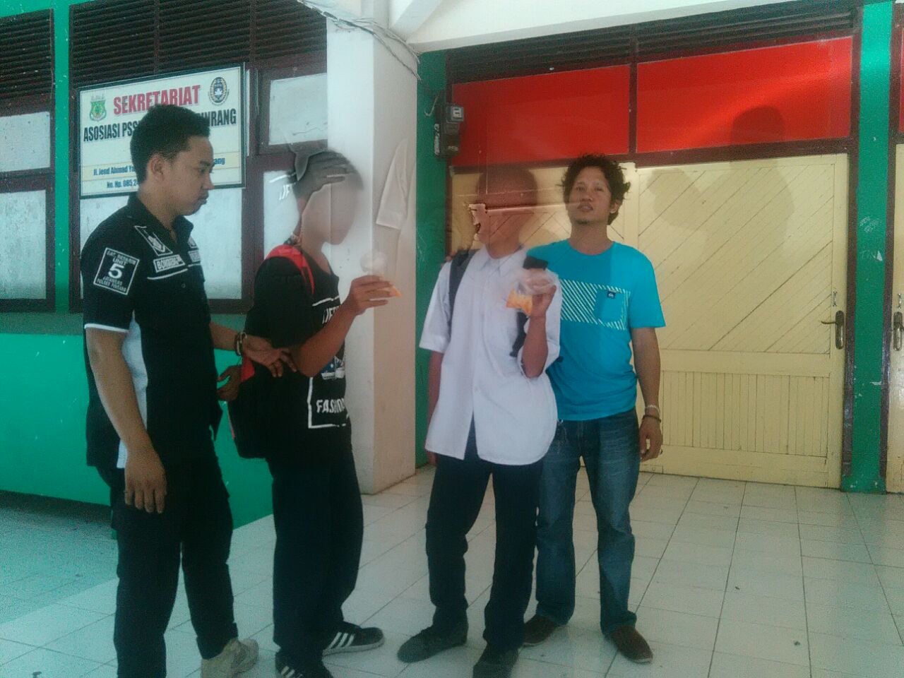 Lagi, Siswa SMP di Pinrang Kedapatan Gelar Pesta Lem