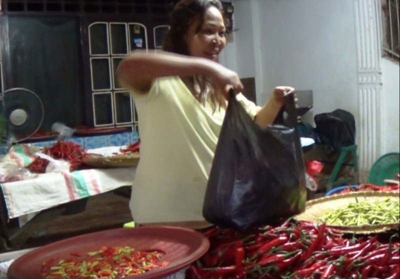 Cabai Mahal, Daya Beli Masyarakat Turun Drastis