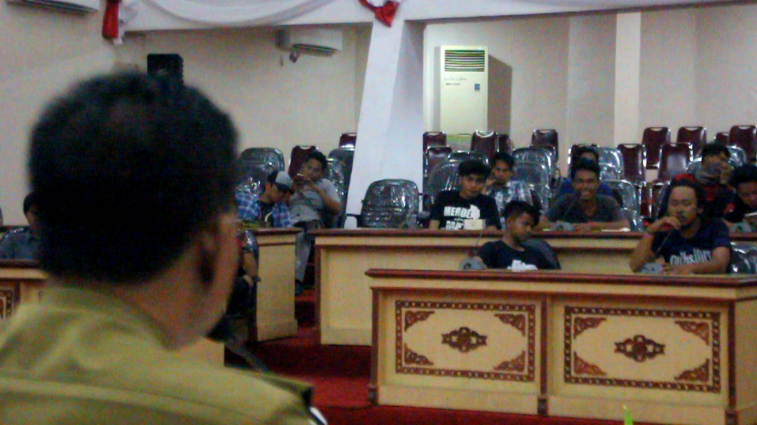 Hardiknas, Mahasiswa Demo di DPRD dan Dinas Pendidikan Parepare