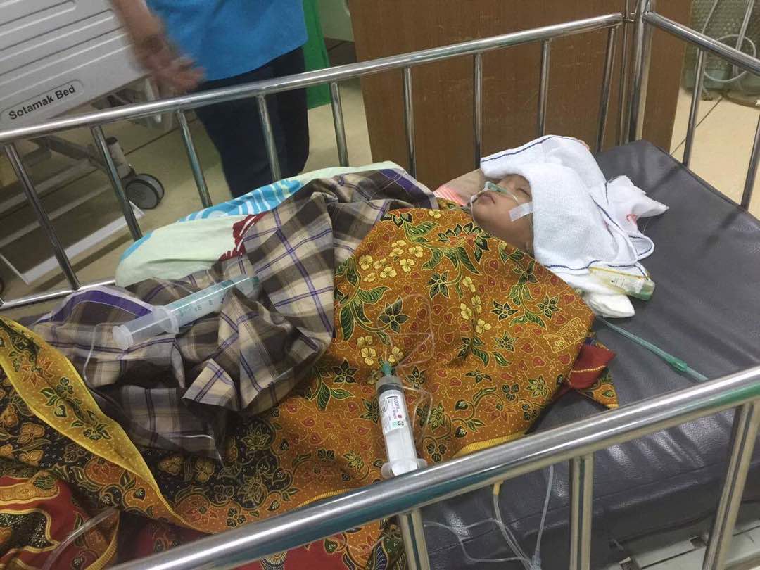 Ketua DPRD Sidrap Lunasi Rp23 Juta Biaya Pengobatan Mahardika