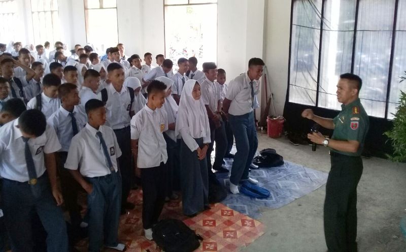 Kodim 1405 Mallusetasi Ajak Siswa Bela Negara