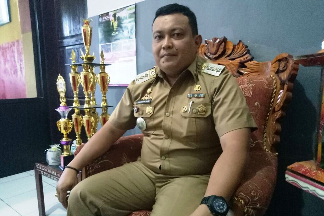 Camat Harap DKOP Peduli pada Objek Wisata Bacukiki Camat Harap DKOP Peduli pada Objek Wisata Bacukiki