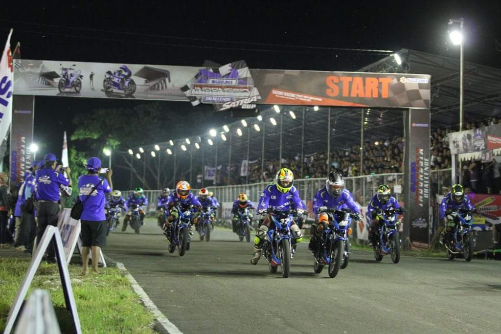 Serunya Balapan Malam di Kejurnas Motoprix Sidrap, Gratis! Serunya Balapan Malam di Kejurnas Motoprix Sidrap, Gratis!