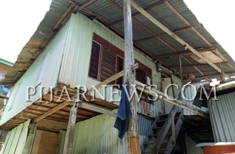 Nenek Maria yang Sebatang Kara, Menanti Janji Bedah Rumah