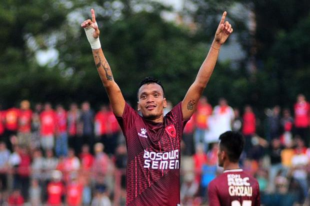 Kalahkan PS TNI, PSM Naik ke Posisi Tiga Kalahkan PS TNI, PSM Naik ke Posisi Tiga