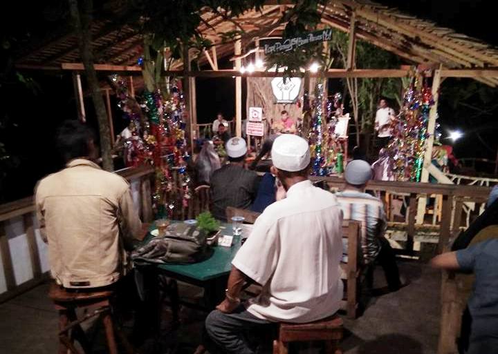 Unik, Peringatan Maulid Nabi di Pales Teduh Unik, Peringatan Maulid Nabi di Pales Teduh