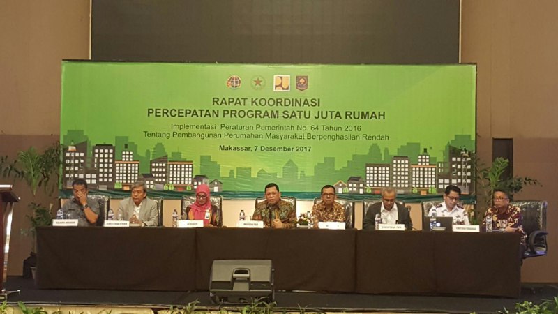 Ket:  Rapat Koordinasi Percepatan Program Satu Juta Rumah, yang digelar di Grand Clarion Makassar, Kamis 7/12. (foto: Handover)