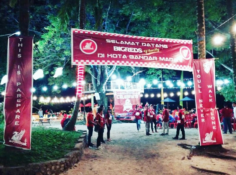 Anniversary Kedua, The Reds Parepare Merahkan Pantai Tonrangeng