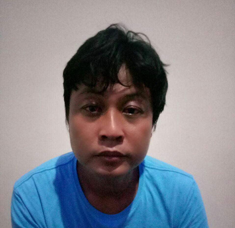 Pengedar Gagal Antarkan 8 Paket Sabu-sabu Pengedar Gagal Antarkan 8 Paket Sabu-sabu