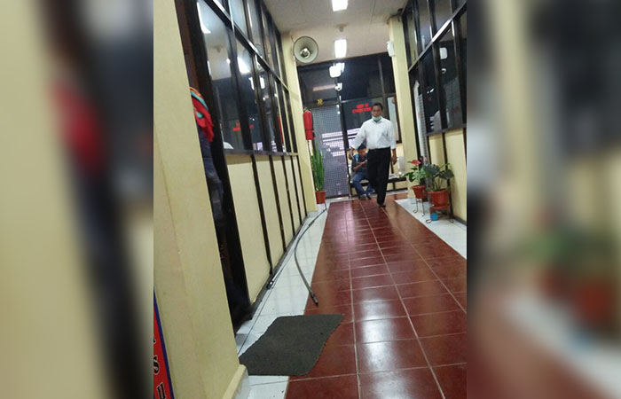 Giliran Kepala Badan Pengelolaan Keuangan dan Aset Daerah (BKAD) Pemkot Makassar, Erwin Syarifuddin Hayya yang diperiksa oleh Tim Penyidik Subdit 3 Tipikor Polda Sulsel, Senin (8/1).