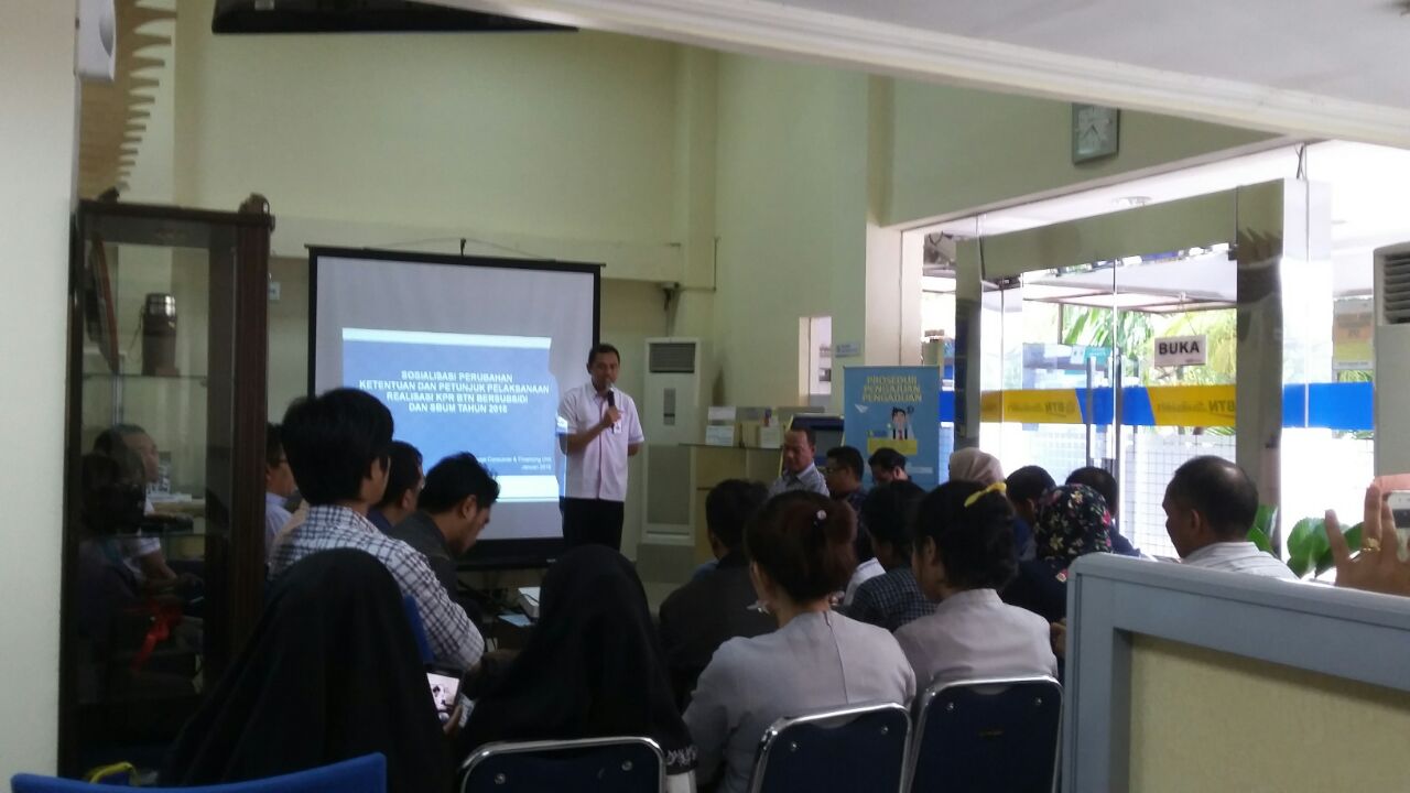 Acara Sosialisasi Sistem Registrasi Pengembang (Sireng) di Makassar. --arb/pijarnews--