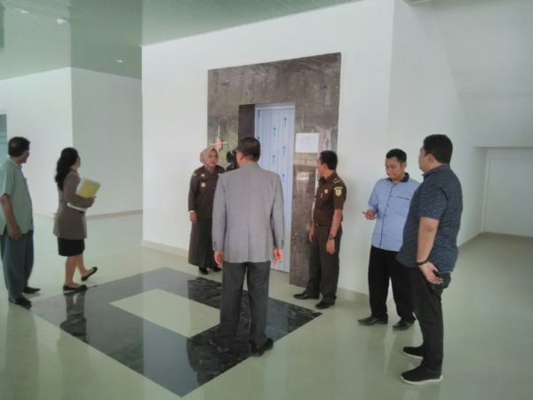 Begini Suasana Saat Kajari Parepare Tinjau Perpustakaan Megah STAIN