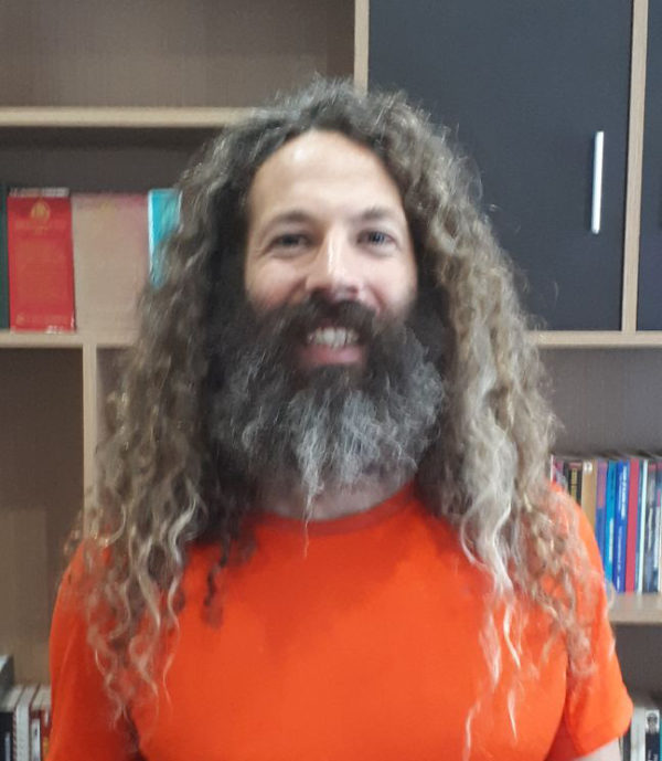 Ayah Alum Dan Teman Wanitanya Terancam Deportasi