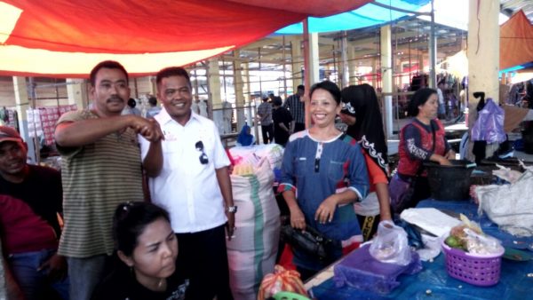 Pedagang Pasar Teppo Pinrang