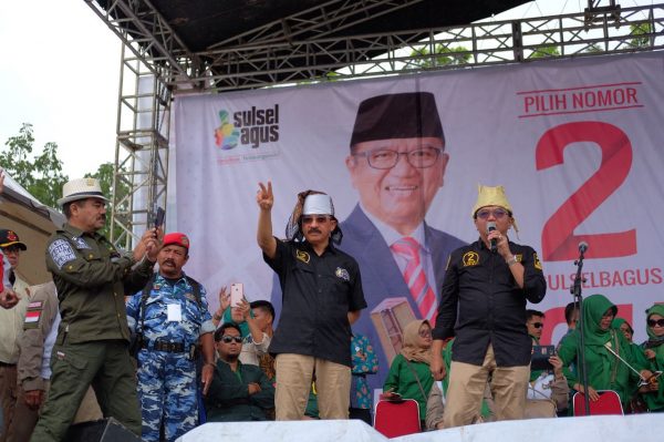 Maknai Hardiknas, Terobosan 50 SMK Gratis Agus-Tanribali Akan Diutamakan Maknai Hardiknas, Terobosan 50 SMK Gratis Agus-Tanribali Akan Diutamakan