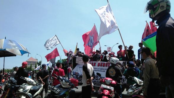 aksi may day : ksn nilai indonesia darurat ketenagakerjaan uu ini harus diganti
