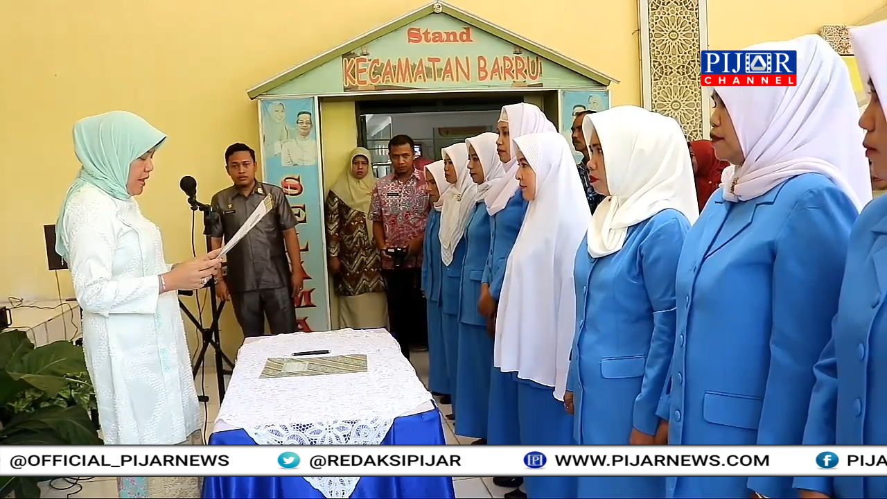 Video Pijar : Hasnah Syam Lantik Bunda Paud di Kecamatan Barru