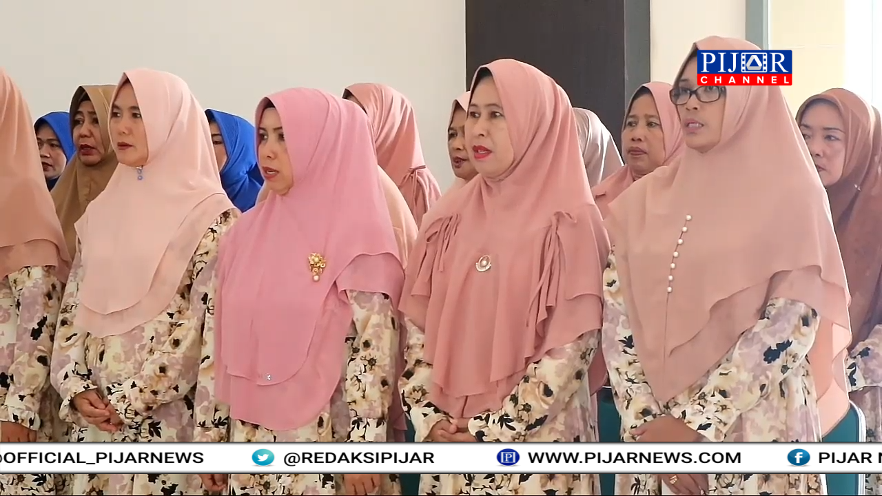 Video Pijar : Ketua TP PKK Barru Lantik Kelompok Pengajian Nurul Huda