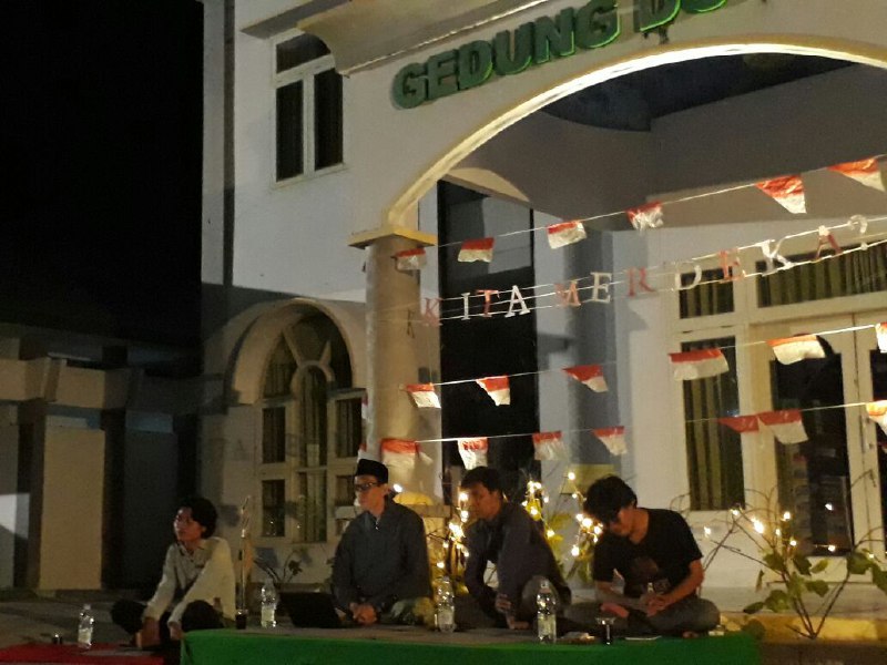 Kita Merdeka? Agama, Filsafat dan Sastra Menjawab Kita Merdeka? Agama, Filsafat dan Sastra Menjawab