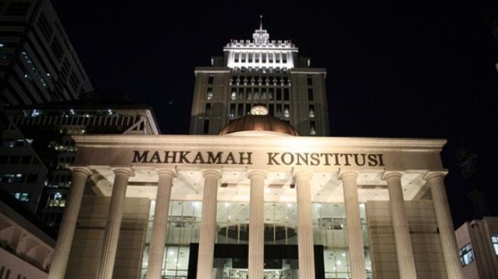 MK Tolak Gugatan Paslon FAS