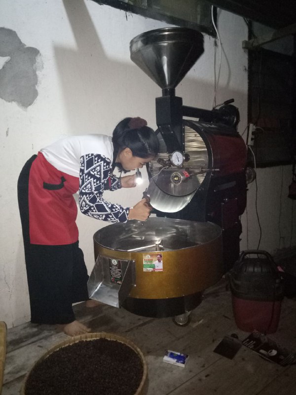 Nurmina, Roaster Cewek dari Basseang Pinrang Siap Beraksi di International Coffee Day 2018