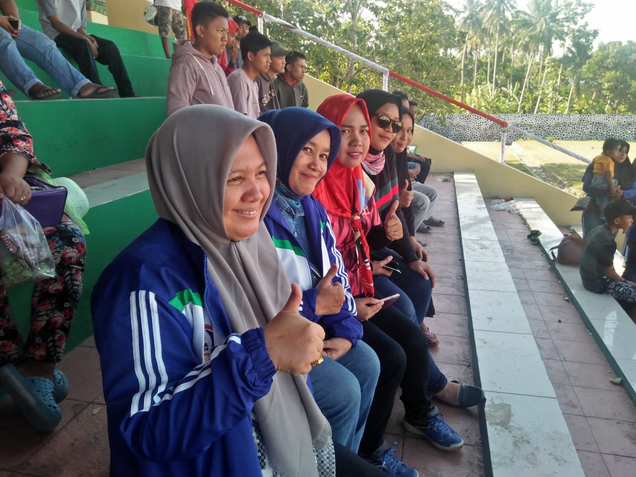 Istri Ketua KONI Barru Dukung Atlet Barru di Porda XVI 