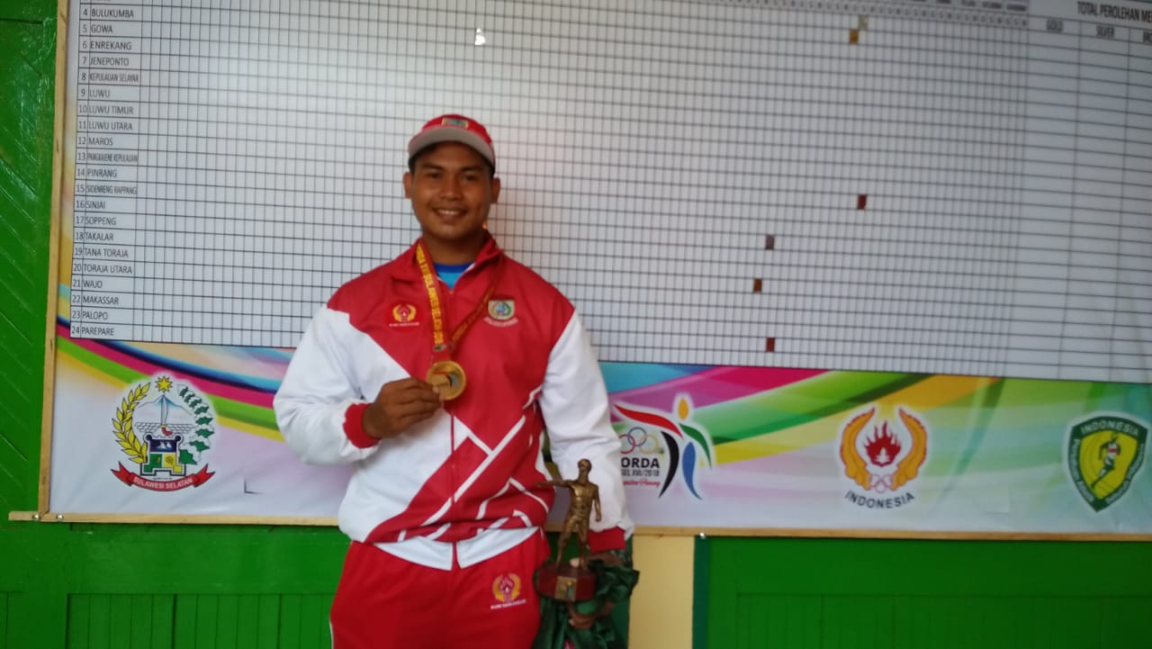 Cabor Atletik Lempar Cakram Pecahkan Rekor