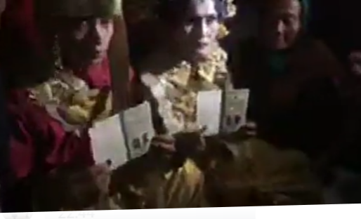 Pemuda Idris 20 Tahun dan Janda Inade 65 Tahun Resmi Jadi Suami-Istri