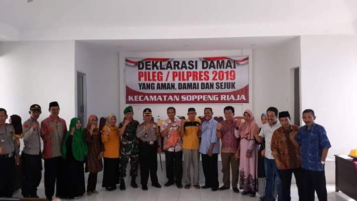 Caleg Ucapkan Ikrar Deklarasi Damai Pemilu 2019