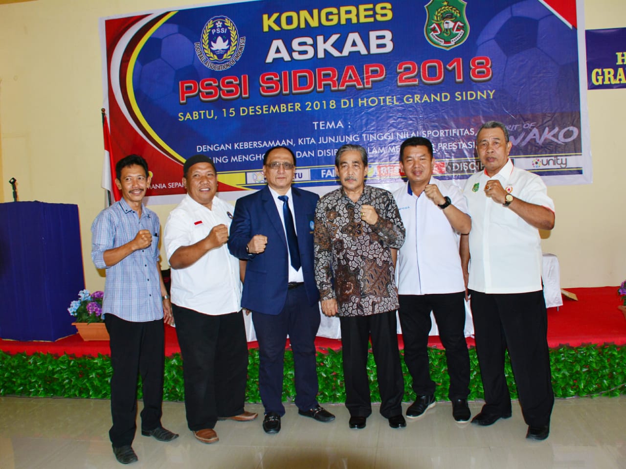 Buka Kongres Askab PSSI Sidrap, Dollah Mando : Maksimalkan Pemain Lokal
