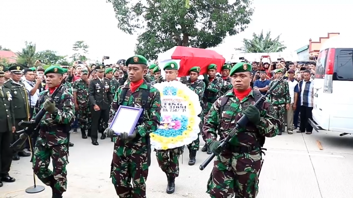 Jenazah Praka Nasruddin tiba di Kampung Halaman di Desa Pao-pao, Kecamatan Tanete Rilau, Kabupaten Barru.