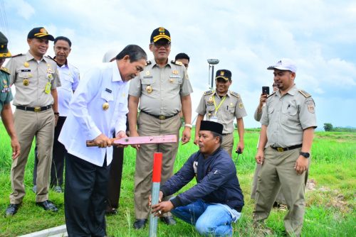 Hindari Sengketa Lahan, Bupati dan Kepala BPN Sulsel Canangkan Geratis Tuntas di Sidrap Hindari Sengketa Lahan, Bupati dan Kepala BPN Sulsel Canangkan Geratis Tuntas di Sidrap