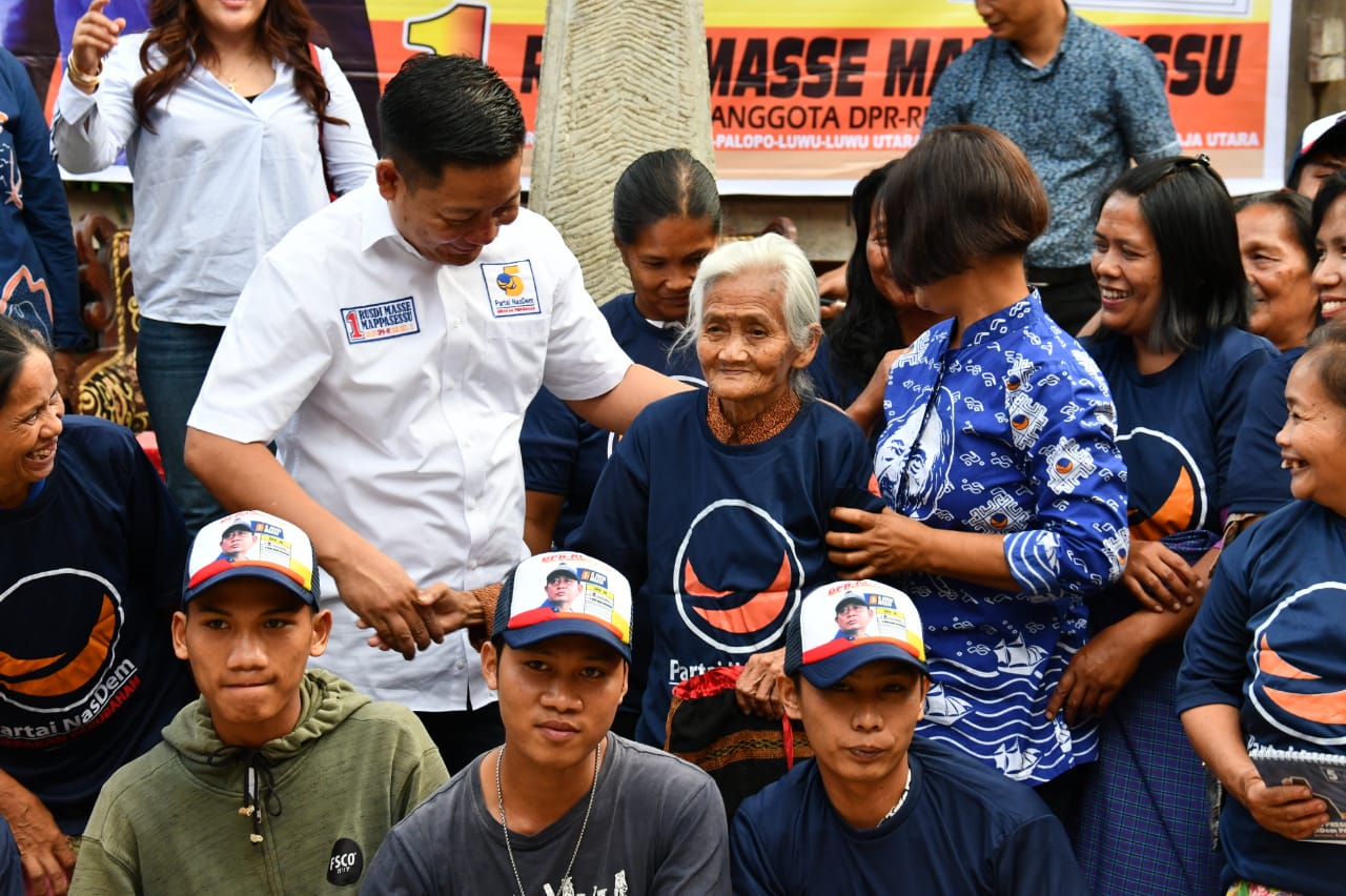 Warga Tana Toraja Doakan RMS Duduk Di Senayan