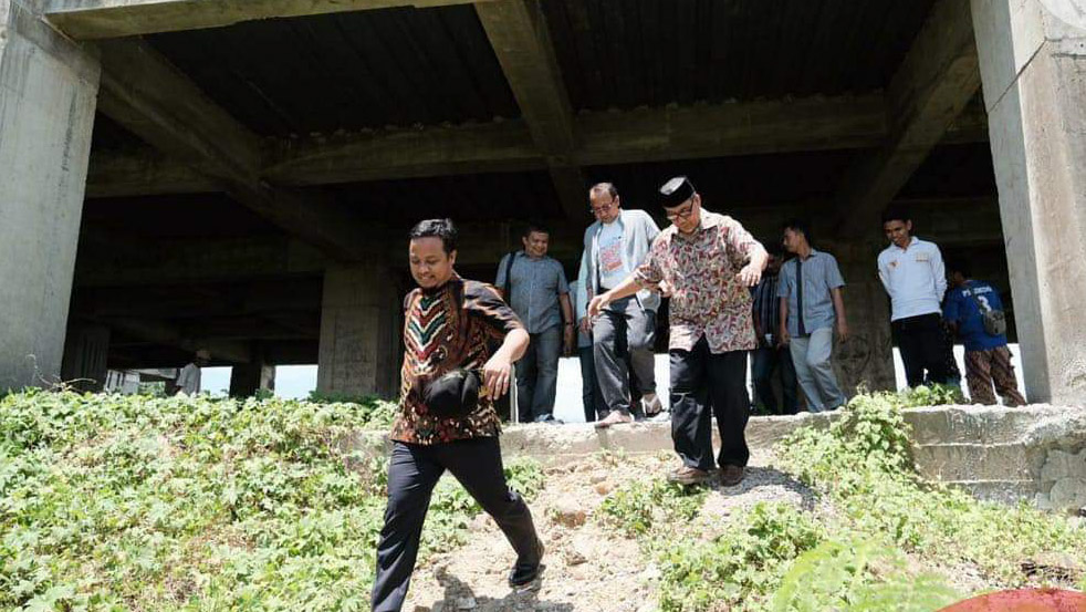 Pemprov Sulsel Berkomitmen Untuk Membantu Penyelesaian Rumah Sakit Dr Hasri Ainun Habibie