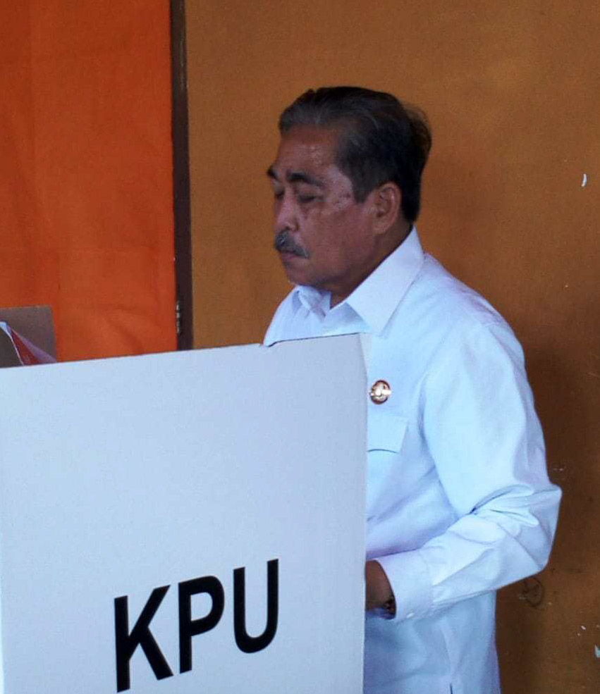 Bupati Sidrap di TPS 02 Kelurahan Pangkajene
