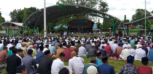 Suasana saat lebaran Idul Fitri di Lapangan Andi Makkasau, Kota Parepare, Rabu (4/6/2019).