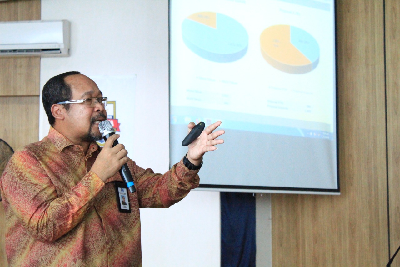 Pengabdian Masyarakat, Aplikasi Pengetahuan Dosen dalam Memberi Solusi