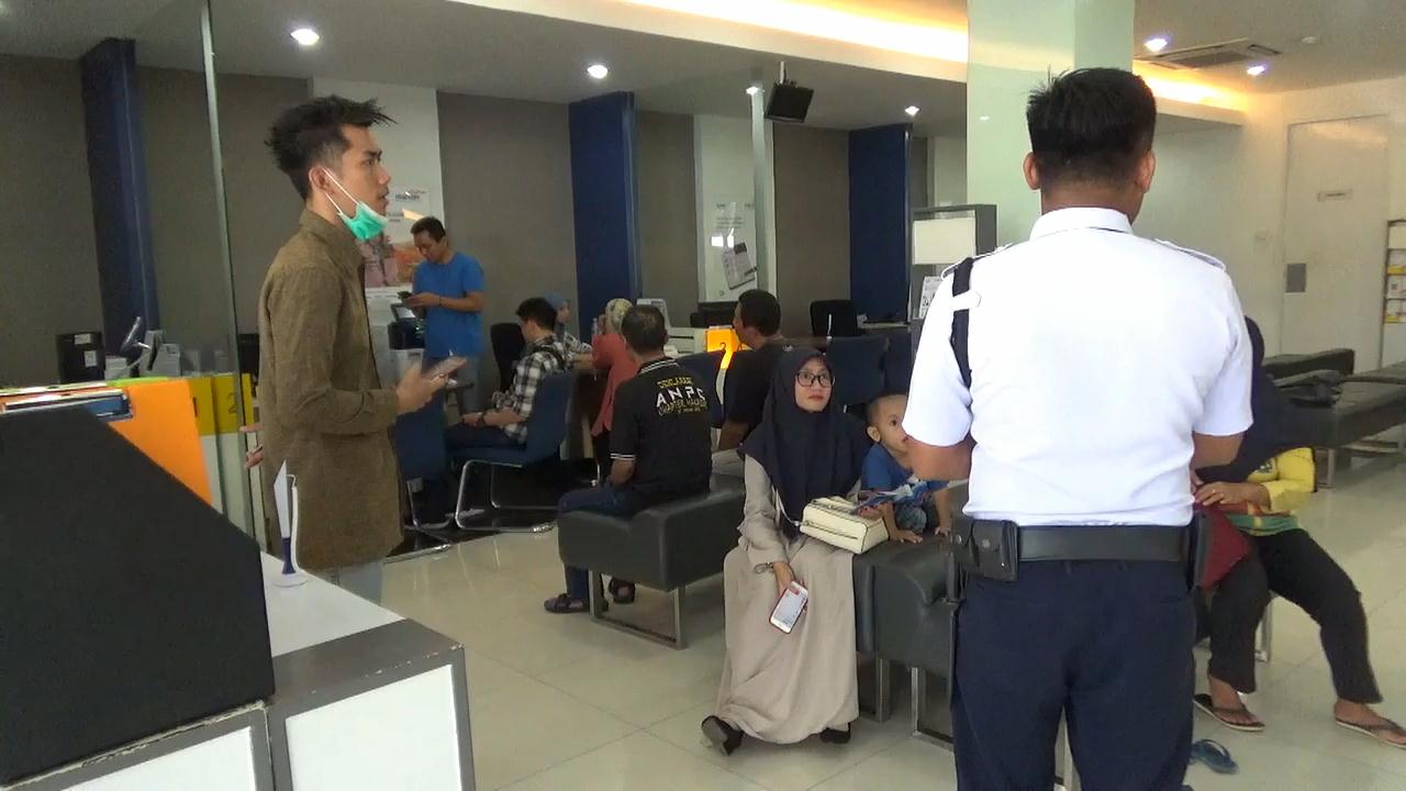Isu Tiba-tiba Saldo Berubah, Nasabah Serbu Bank Mandiri