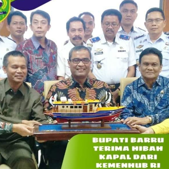 Bupati Barru Terima Hibah Kapal Pelayaran Rakyat