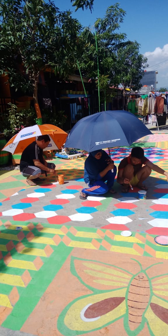 Ramaikan HUT RI, Warga Sidrap Antusias Ikut Lomba Kebersihan Lorong