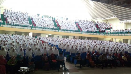 Ribuan Maba IAIN Parepare Dibekali Materi Bahaya Narkoba dan Korupsi