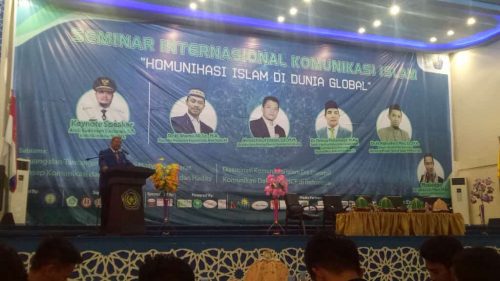 Imam Besar New York Hadiri Seminar Internasional Himaprodi KPI Unismuh Makassar