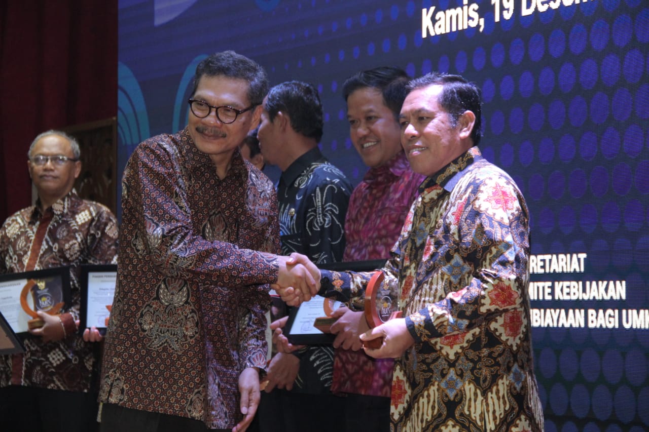 Dukung Program KUR, Sidrap Peroleh Penghargaan Terbaik Ketiga di Luar Pulau Jawa