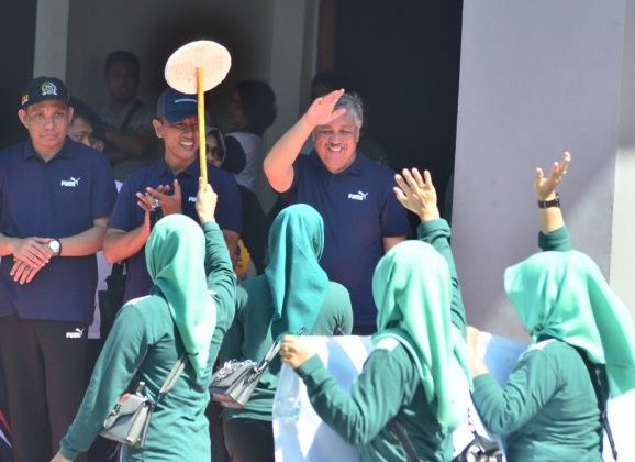 Bupati Pinrang Andi Irwan Hamid membuka Porseni HUT Kabupaten Pinrang ke-60