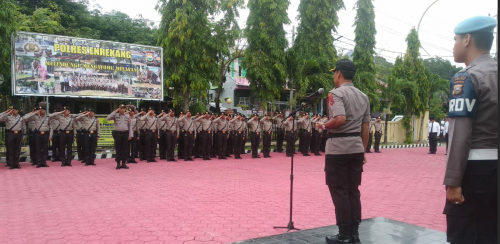 Pimpin Upacara Penerimaan 73 Siswa Latja, Begini Harapan Kapolres Enrekang