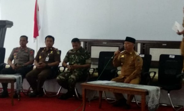 Cegah Corona, Bupati Minta Hindari Gelar Keramaian Hingga Larang ASN dan Pejabat Keluar Enrekang