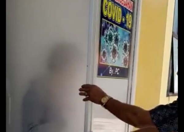 Masuk Kantor Inspektorat Pinrang, Tamu dan Pegawai Wajib Masuk Box Mandi Uap