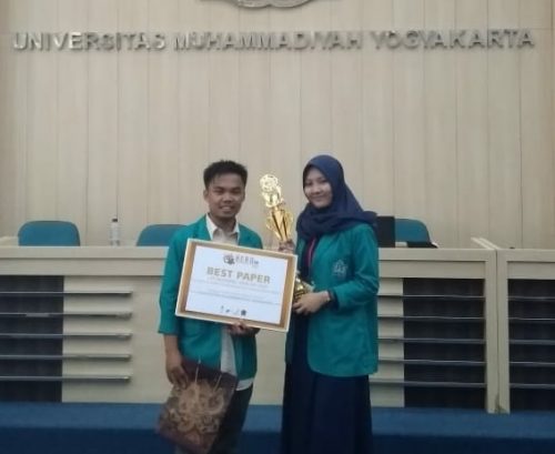 Dua mahasiswa FEBI IAIN Parepare, Nasyulianti dan Syaifullah sabet juara karya Ilmiah di Yogyakarta.