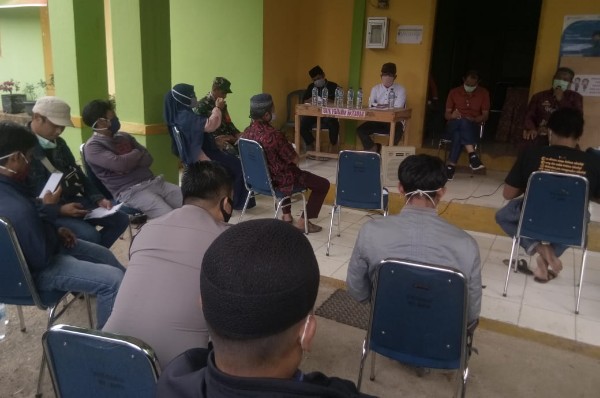 Dua Orang Positif Covid-19 di Enrekang, Camat Buntu Batu Keluarkan Kebijakan Ini