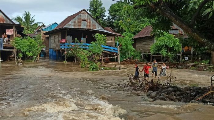 Warga Sebut Banjir di Desa Bungi Pinrang Tahun Ini yang Terparah